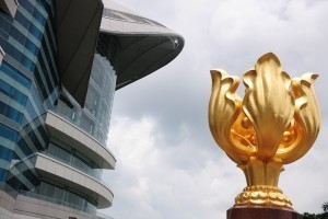 香港金管局：与人民银行合作，推动数字人民币在港测试